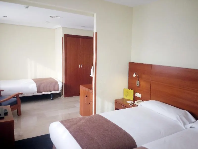 Hotel Porcel Torre Garden Madrid 3*,